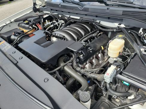 Used 2018 GMC Sierra 1500 SLT AWD/4WD image 39