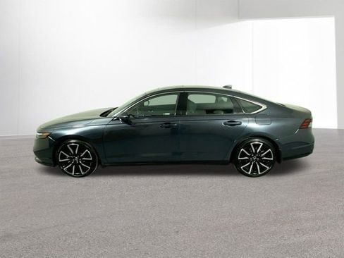 Used 2025 Honda Accord Touring image 29