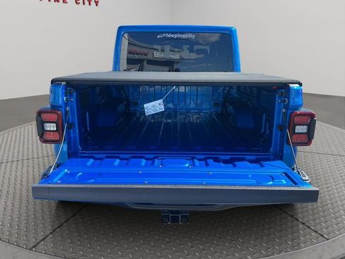 New 2026 Jeep Gladiator Rubicon AWD/4WD image 39
