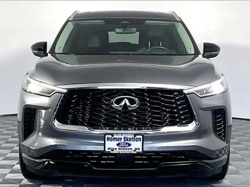 Used 2023 INFINITI QX60 Luxe w/ Vision Package AWD/4WD image 3