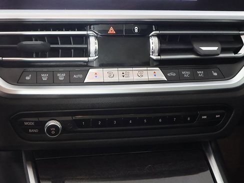 Used 2022 BMW 330i xDrive 330i xDrive w/ Convenience Package image 44