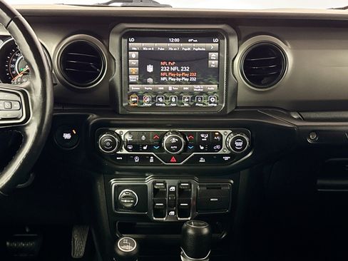 Used 2022 Jeep Wrangler Unlimited Sport AWD/4WD image 22