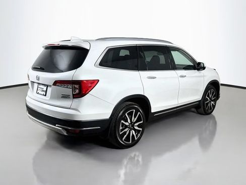 Used 2021 Honda Pilot Touring image 13