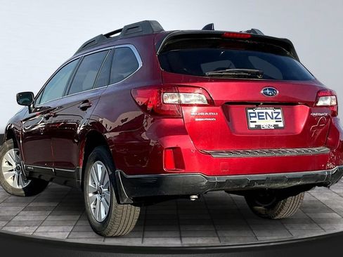 Used 2016 Subaru Outback 2.5i Premium AWD/4WD image 4