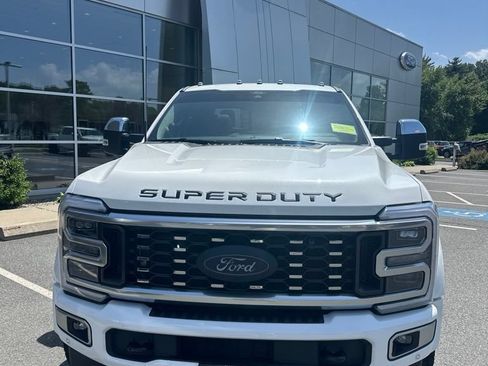 Used 2026 Ford F450 Platinum w/ Platinum Plus Package AWD/4WD image 2