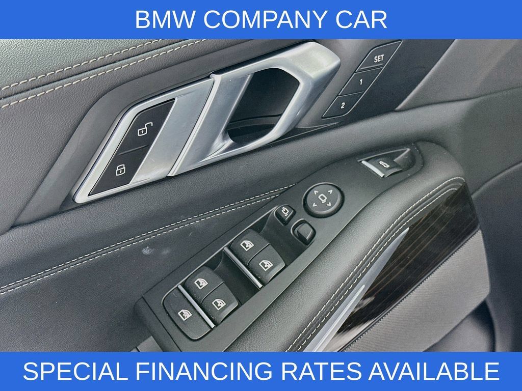 Used 2026 BMW X5 xDrive40i w/ M Sport Package AWD/4WD image 21