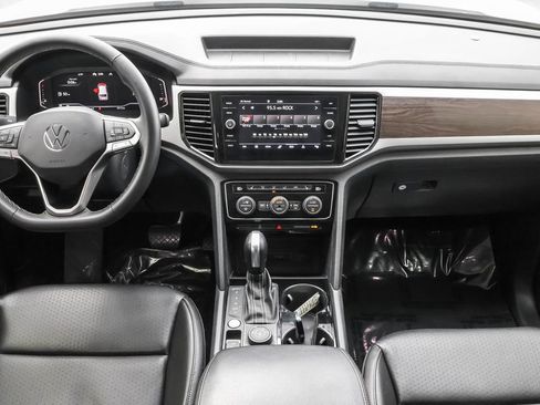 Used 2022 Volkswagen Atlas SE image 29