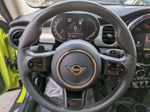 Used 2023 MINI Cooper S image 15