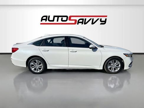 Used 2018 Honda Accord LX image 8