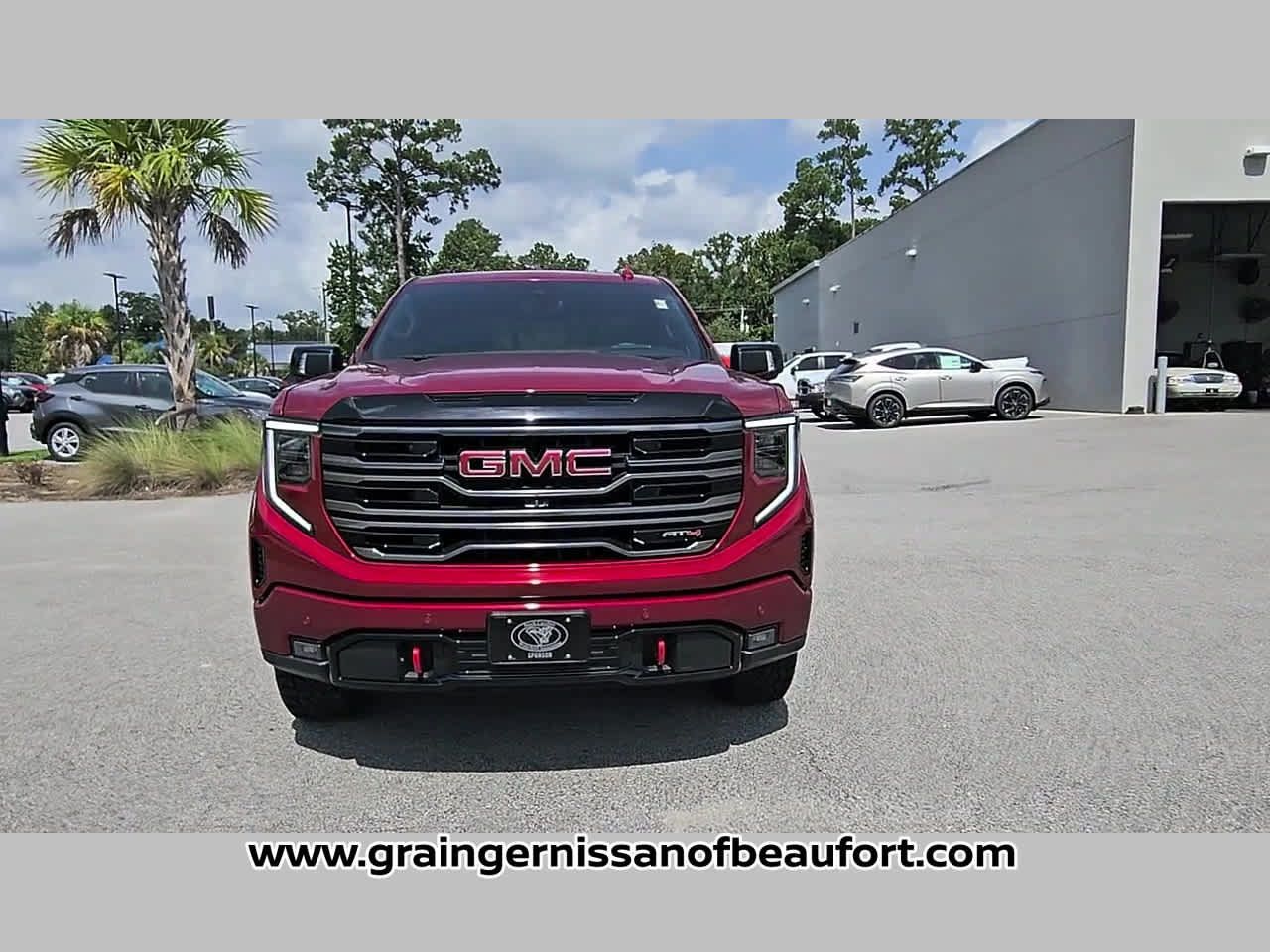Used 2025 GMC Sierra 1500 AT4 w/ AT4 Premium Package AWD/4WD image 34