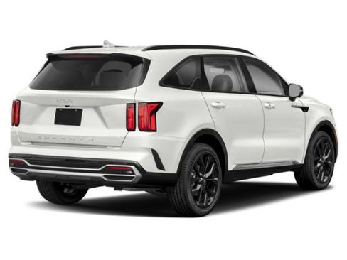 Used 2022 Kia Sorento SX image 2