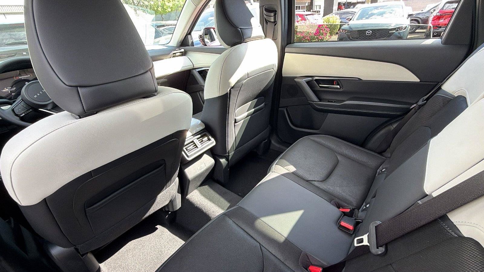New 2026 MAZDA CX-5 Preferred AWD/4WD image 11