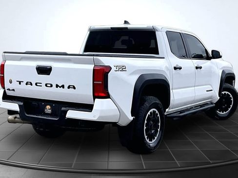 Used 2024 Toyota Tacoma TRD Off-Road w/ TRD Off Road Upgrade Package AWD/4WD image 23