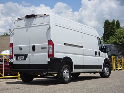 Used 2023 RAM ProMaster 2500 FWD image 13