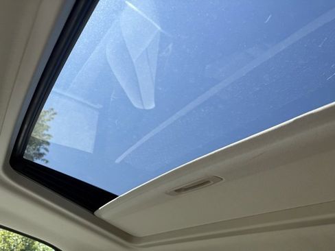 Used 2008 Chevrolet Avalanche LTZ w/ LTZ Preferred Equipment Group image 31