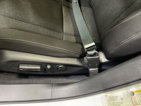 Used 2025 Honda Accord SE image 12