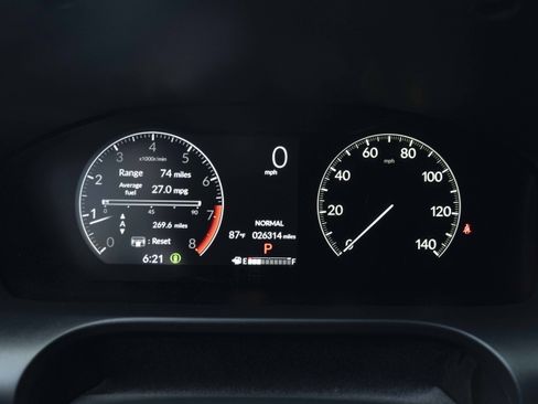 Used 2025 Honda HR-V Sport image 22