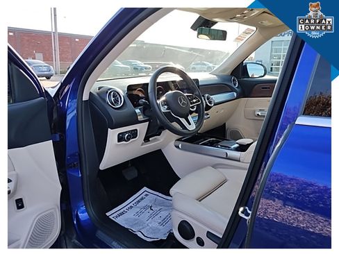 Used 2022 Mercedes-Benz GLB 250 4MATIC image 21