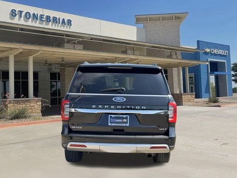 Used 2024 Ford Expedition Max Limited AWD/4WD image 6