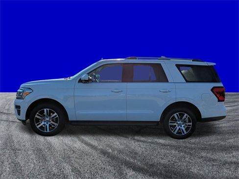 Certified 2024 Ford Expedition Limited image 7