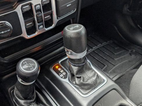 Used 2021 Jeep Wrangler Unlimited Sport w/ Sun And Sound Package image 43