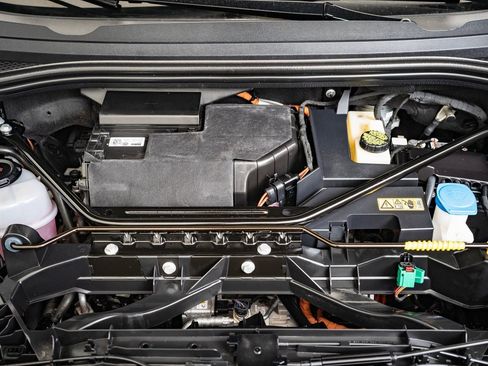 Used 2022 Audi Q4 e-tron Premium w/ Convenience Package image 37