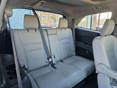 Used 2020 Honda Pilot Elite image 13