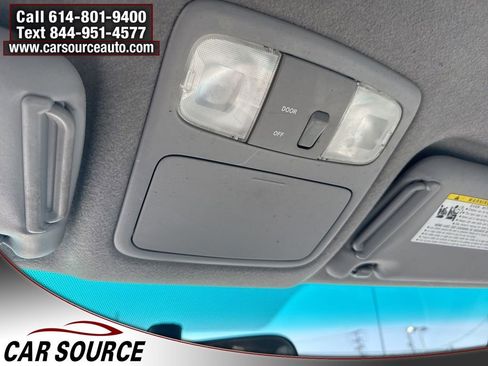 Used 2004 Toyota Highlander 2WD image 16