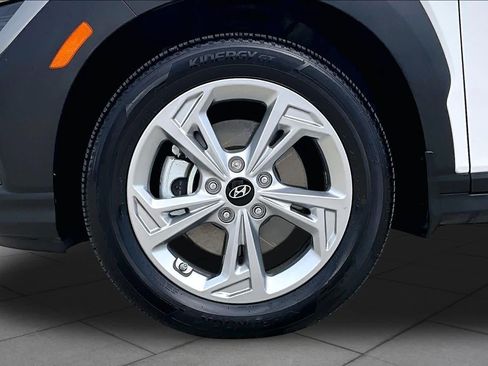 Used 2023 Hyundai Kona SEL w/ Cargo Package AWD/4WD image 11