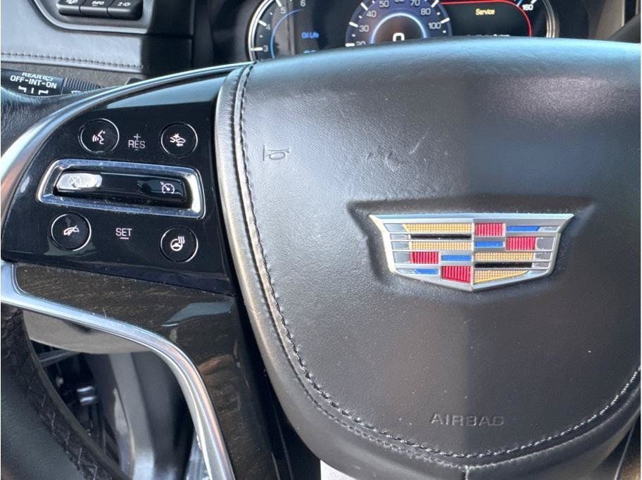 Used 2017 Cadillac Escalade Platinum AWD/4WD image 34