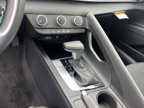 New 2026 Hyundai Elantra SE w/ Cargo Package image 23