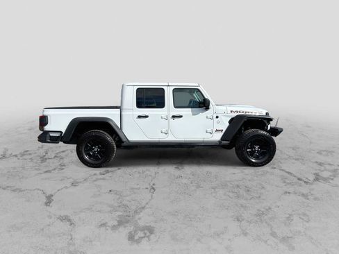 Used 2021 Jeep Gladiator Mojave AWD/4WD image 9