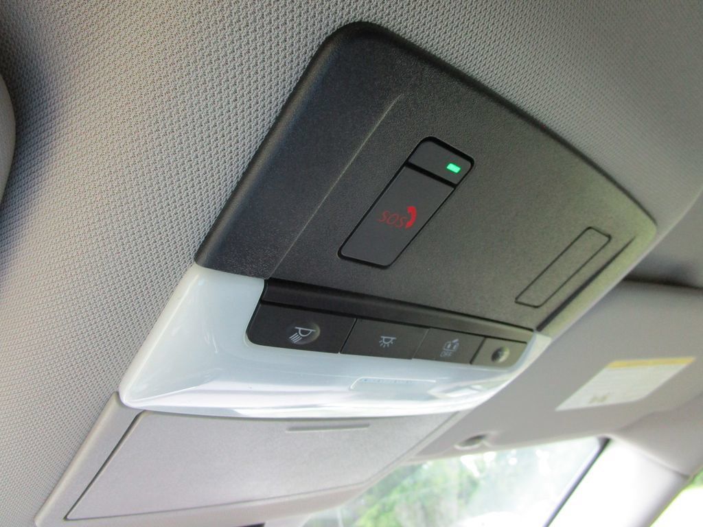 Used 2023 Nissan Rogue SV FWD image 39