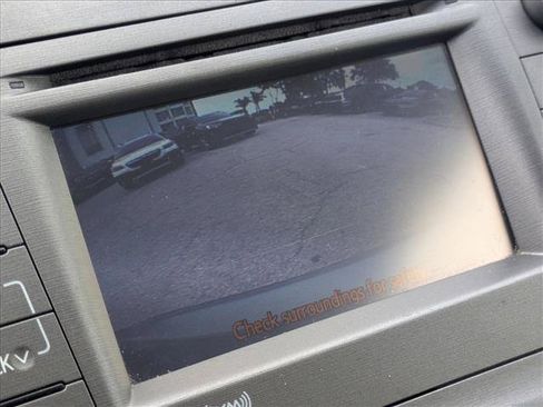 Used 2014 Toyota Prius Three FWD image 13