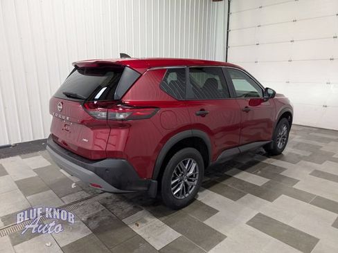 Used 2023 Nissan Rogue S AWD/4WD image 4