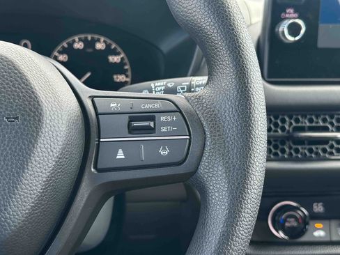 New 2026 Honda HR-V LX image 18