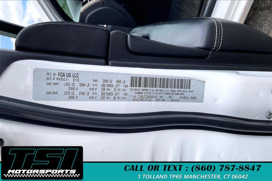 Used 2017 Jeep Grand Cherokee Overland AWD/4WD image 29