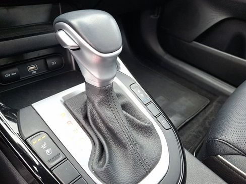 Used 2023 Kia Forte GT-Line w/ GT-Line Premium Package image 16