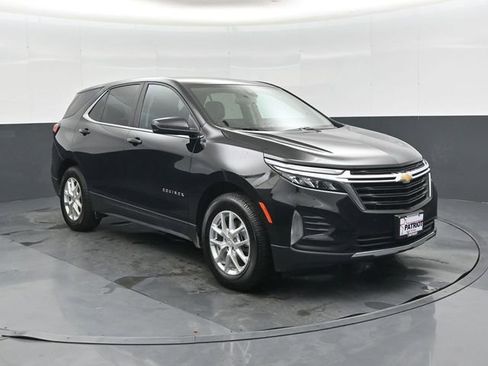 Used 2023 Chevrolet Equinox LT FWD image 1