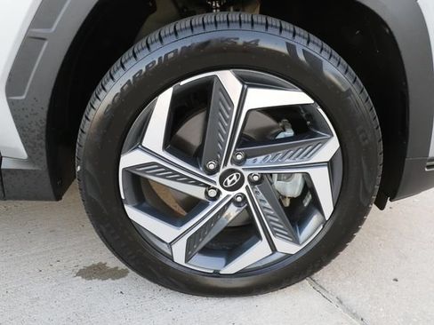 Used 2024 Hyundai Tucson Limited AWD/4WD image 8