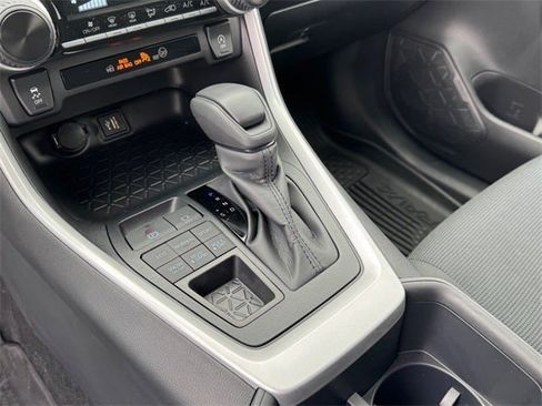 Used 2025 Toyota RAV4 LE image 20