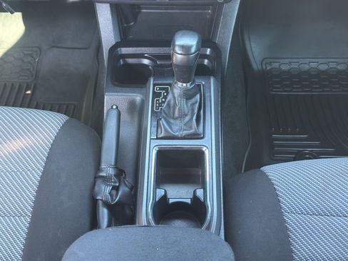 Used 2019 Toyota Tacoma TRD Off-Road RWD image 18