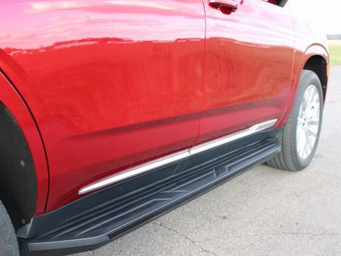 Used 2023 Cadillac Escalade Premium Luxury w/ Performance Package image 43