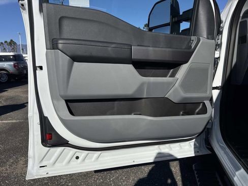 New 2026 Ford F350 XLT w/ 360-Degree Camera Package image 16