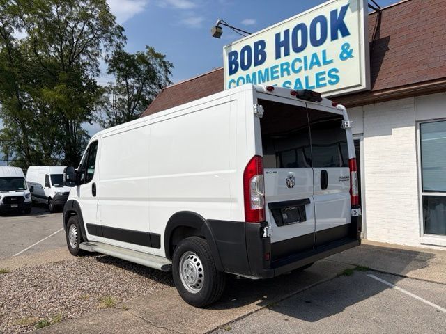 Used 2025 RAM ProMaster 2500 w/ U-Haul Equipment Group FWD image 8