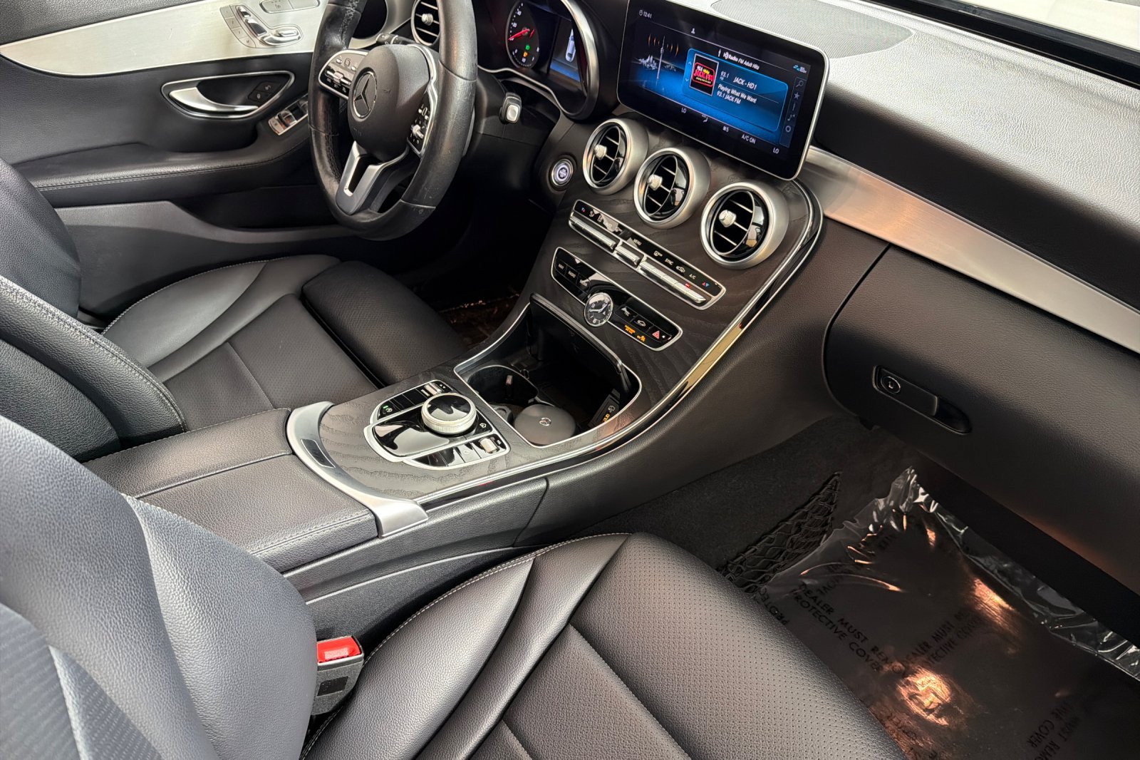 Used 2019 Mercedes-Benz C 300 Sedan image 14