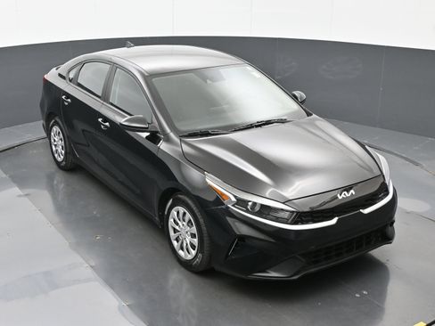 Used 2024 Kia Forte LX FWD image 33