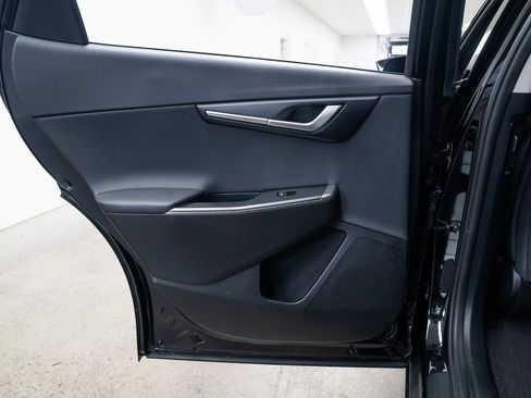 Used 2024 Kia EV6 Light image 18