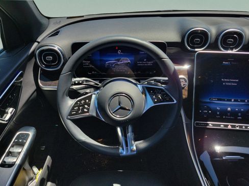 Certified 2025 Mercedes-Benz GLC 300 image 12