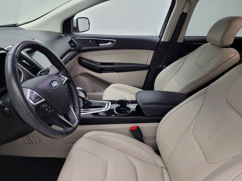 Used 2018 Ford Edge Titanium AWD/4WD image 17